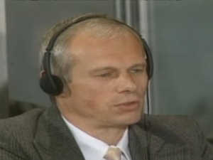 Janusz Waluś zamiast na wolność trafił do szpitala. Nożownik próbował przebić mu serce