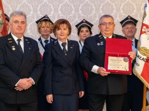 15. rocznica nadania i poświęcenia Sztandaru Organizacji Zakładowej NSZZ „Solidarność” przy Zakładzie Linii Kolejowych w Ostrowie Wlkp.