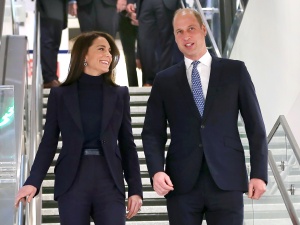 Tak książę William i Kate Middleton zachowywali się na pokładzie samolotu 