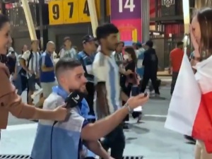 Argentyńczyk oświadczył się Polce w trakcie wywiadu. Do internetu trafiło nagranie [WIDEO]