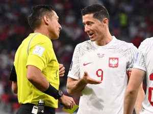 Poszło o miliony? Nieoficjalnie: Awantura między Robertem Lewandowskim a Czesławem Michniewiczem