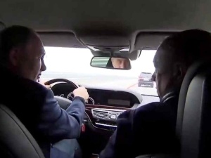 Putin usiadł za kółkiem? Pojawiło się tajemnicze nagranie [WIDEO]