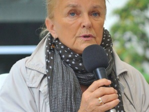 „Stan wojenny. Bez prawa powrotu” – wspomnienia Ewy Kubasiewicz-Houée na antenie Radia Gdańsk