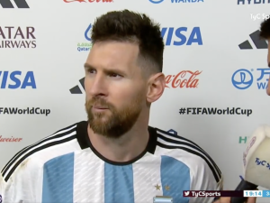 Na co patrzysz idioto? Spadaj stąd! Messi szokuje podczas wywiadu [WIDEO] 