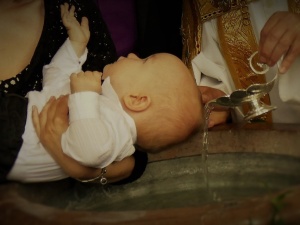 Znana aktorka nie ochrzciła swoich córek. „Sakramenty zamykają nasze czakry”