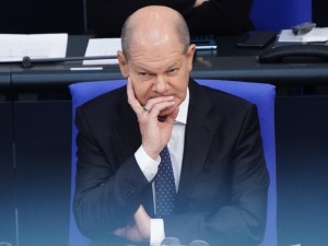 Niemiecka opozycja do Scholza: To przez Pana Ukraina nie dostaje czołgów!