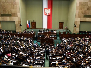 Sondaż Kantar dla „Faktów”: PiS na czele z… dużym wzrostem