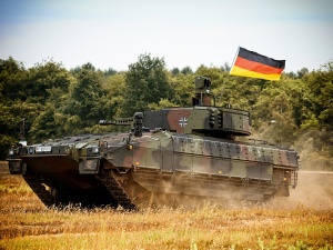 Bundeswehra ma problem. „Welt”: 18 transporterów Puma zepsuło się w trakcie manewrów