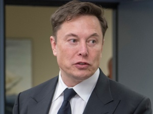 Musk zapytał użytkowników Twittera, czy dalej ma zarządzać platformą. Oto wyniki