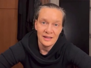 „Proszę, zróbcie to!” Dramatyczny apel córki Krystyny Jandy i Andrzeja Seweryna [WIDEO]
