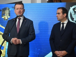 Mariusz Błaszczak: Satelity będziemy mieli do 2027 r., ale z obrazowania skorzystamy już teraz