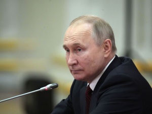 Jest odwet Rosji ws. limitu cen rosyjskiej ropy. Putin podpisał dekret