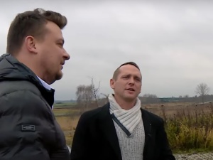 „Baron ze Ścinawy”. Sekretarz gminy zarabiający więcej od premiera? W tle śmierć działaczki PiS [WIDEO]