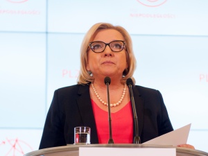 „Do małych sympatycznych banksterków”. Beata Kempa nie przebiera w słowach
