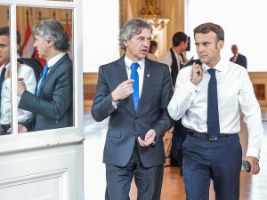 Francja: Macron planuje podnieść wiek emerytalny. Wszystkie związki zawodowe w kraju wspólnie wzywają do strajku