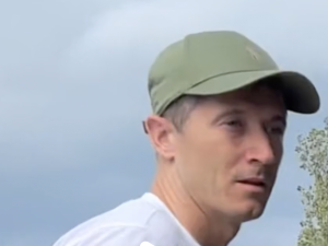 Ostatni raz podpisuję. Robertowi Lewandowskiemu puściły nerwy [WIDEO] 