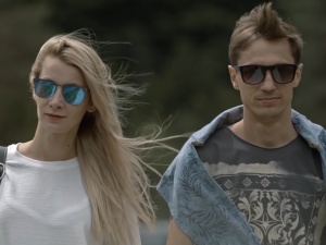 Kamil Stoch i jego żona przyłapani. „Dopisywał dobry humor”