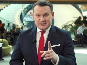 Tarczyński jutro wstrząśnie Polską? „Przedstawię dowody, że rezolucje przeciwko Polsce…”