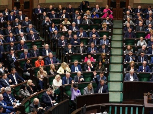 Poseł Konfederacji zaskoczył. „Rozmowy koalicyjne z PiS? Niewykluczone”