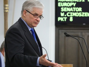 Kłopoty Cimoszewicza. Polityk usłyszał zarzuty