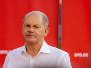 Nie groził. Scholz o rozmowach z Putinem 