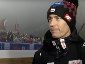 Problemy Kamila Stocha. Adam Małysz przerywa milczenie