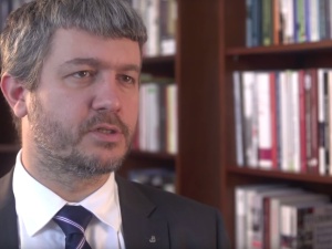 Trafił Kosa na dr. Pawła Ukielskiego: Pomysł na społeczeństwo bez wspólnej historii się nie sprawdził