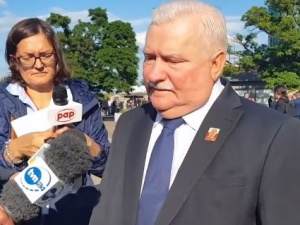Lech Wałęsa o uchwale Senatu dot. upadku rządu Olszewskiego: To największy paszkwil. Oni postradali rozum