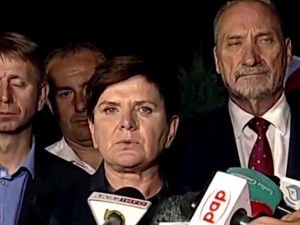 [video] Premier Szydło: Usuwane są skutki nawałnic. Służby pracują. Dołączyło wojsko
