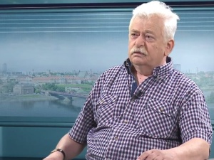 Romuald Szeremietiew: Na linii prezydent - MON mamy do czynienia może nie z konfliktem, ale ze zgrzytem
