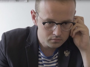 [video] Tomasz Samołyk porównuje Fakty i Wiadomości
