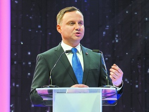 80 osób "niegodnych" Orderu Virtuti Militari? Co postanowi prezydent Duda?