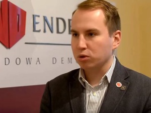 Adam Andruszkiewicz o taśmach: Oni wolą służyć Niemcom, balować w drogich restauracjach i nie robić nic