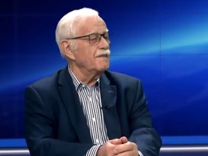 [video] Jan Pietrzak: "Tak jak królów ścinano tak samo Wałęsę trzeba ukarać za to, że był zdrajcą!"