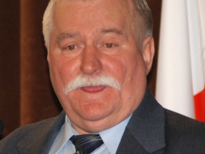 Wałęsa kłamie na temat Dudy: Składałem kwiaty, kiedy obecny szef "S" służył w ZOMO, będę składał i teraz