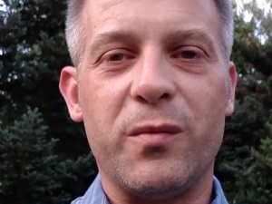Cimoszewicz atakuje "Solidarność": "S" załatwia swoje interesy przy kieliszku wódki