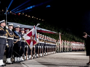 Premier Beata Szydło: Cześć i chwała Bohaterom!