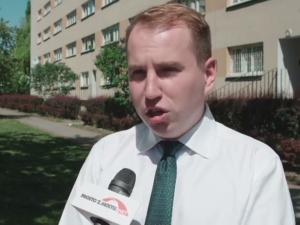 A. Andruszkiewicz: Polska nie potrzebuje polityków, którzy służą obcym interesom i donoszą na własny kraj