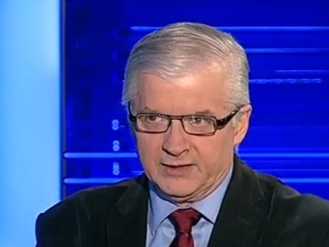 Cimoszewicz o premier Szydło: "Jest niekompetentna, ale nie można nikogo poniżać, a ona jest poniżana"