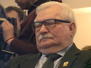 Lech Wałęsa pisze, że budował "Solidarność" i prezydenturę na zasadzie "zło dobrem zwyciężać"