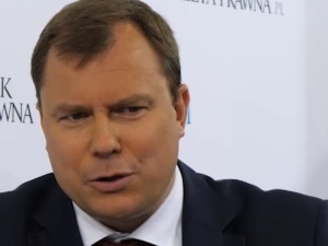 Czy Orlen połączy się z Lotosem? Doradca prawny wyjaśnia