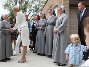 Pierwsza Dama odwiedziła polonijny Dom Samotnej Matki im. Św. Rodziny w Chicago