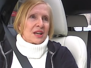 Pisarka "obrońca demokracji" Nurowska: Zadzwonił psycholog. Zgodziliśmy się, że sytuacja jest krytyczna