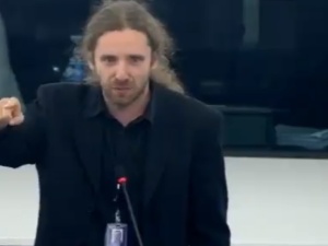 [video] Debata w PE. Europoseł Sośnierz: Przegraliście w Polsce wybory i przestańcie się mazać!