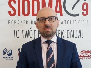 Krzysztof Łapiński z dużymi nadziejami o referendum konstytucyjnym. Porównuje je do…