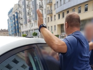 Infekowali telefony klientów banków i kradli pieniądze z rachunków