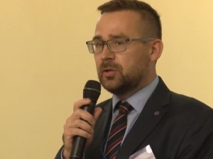 Bartłomiej Przymusiński [Iustitia]: Dzisiaj prokuratura przychodzi po sędziów, jutro przyjdzie po ludzi