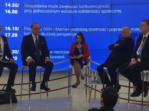 [TRANSMISJA ONLINE] Debata o wolnych niedzielach podczas Kongresu 590