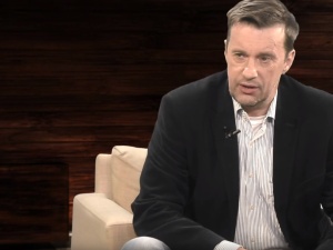 Witold Gadowski: Anonimowa marksistka z Portugalii dyktuje co mają czynić władze Polski