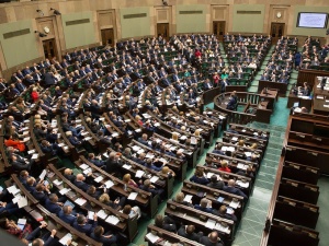 [Nowy Sondaż] IBRIS. Partia Roberta Biedronia znalazłaby się w Sejmie
